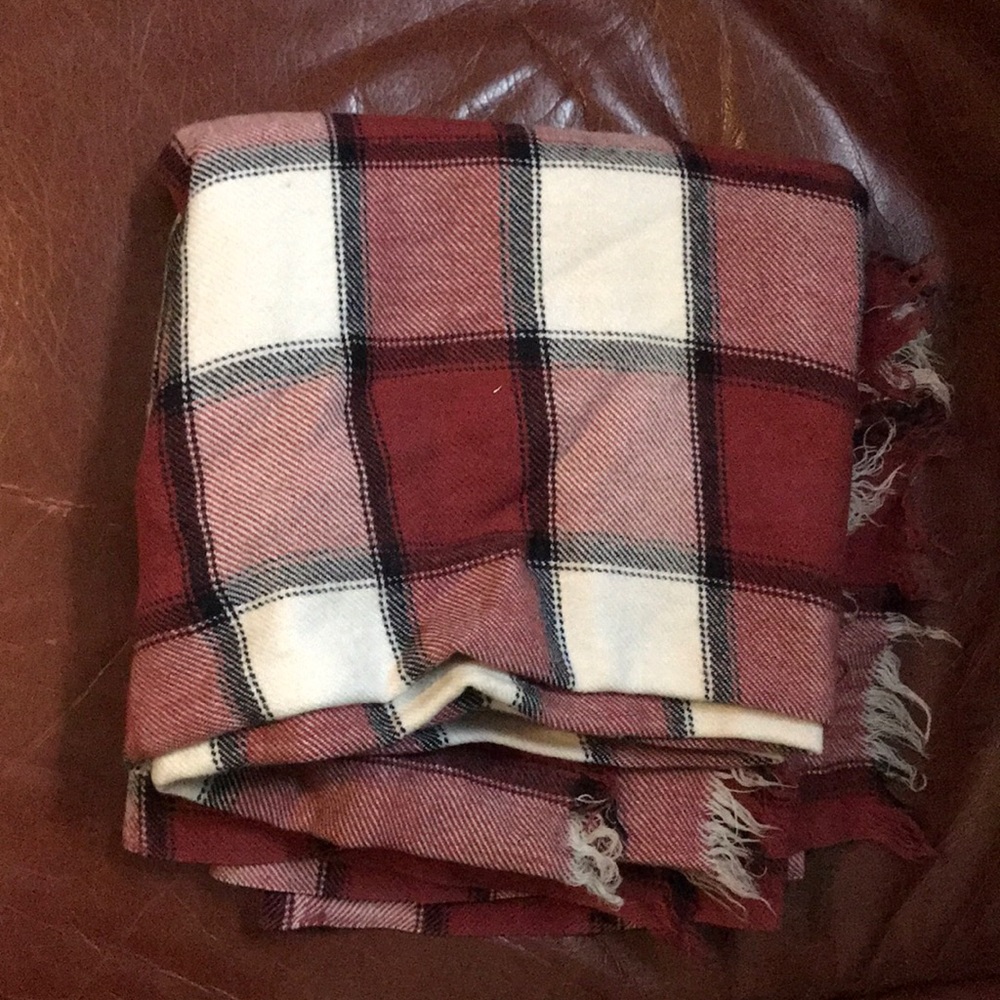 Woolen shawl